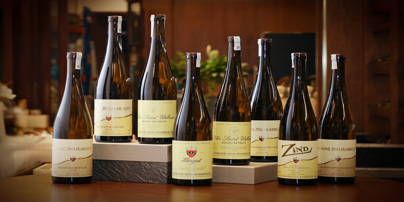 Nổi tiếng với các dòng vang trắng Riesling không ngọt, thanh tao